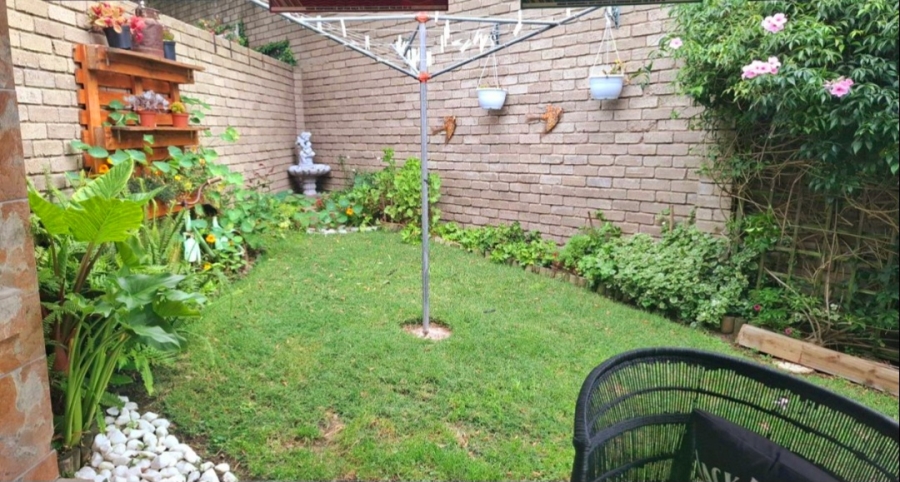 3 Bedroom Property for Sale in Heiderand Western Cape